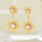 Boucles d'oreilles pendantes « Double Soleil » dorées avec perles